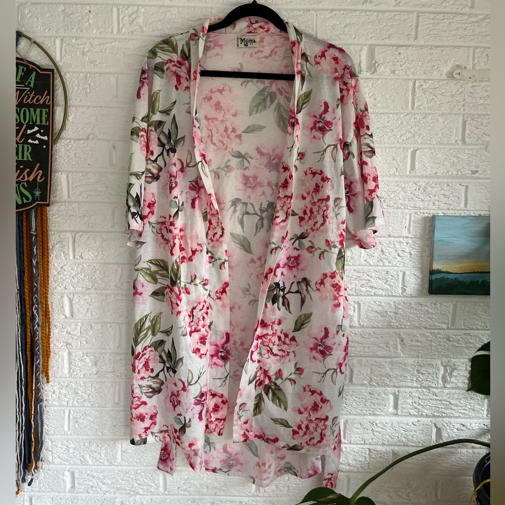 35. Show me your Mumu NWOT floral robe One size fits all. - Picture 5 of 7